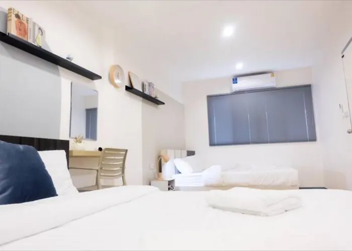 Spacious 4brtownhouse Bts Onnut 10 Sleeps With Parking * Bangkok