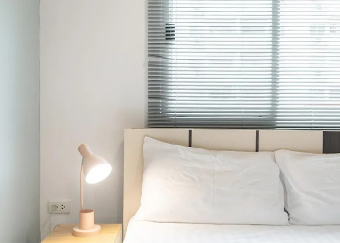 Spacious 4brtownhouse Bts Onnut 10 Sleeps With Parking