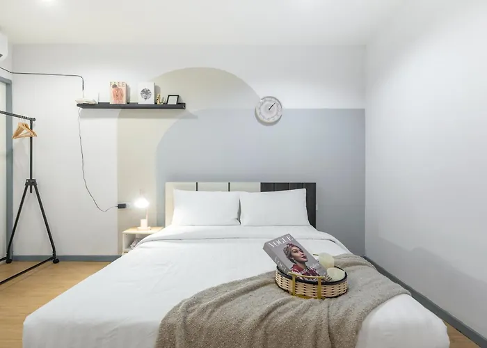 Apartamento Spacious 4brtownhouse Bts Onnut 10 Sleeps With Parking Bangkok