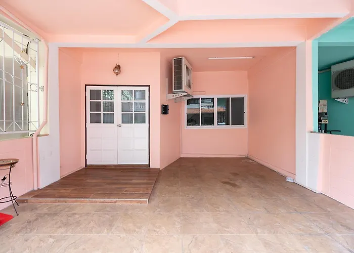 Spacious 4brtownhouse Bts Onnut 10 Sleeps With Parking