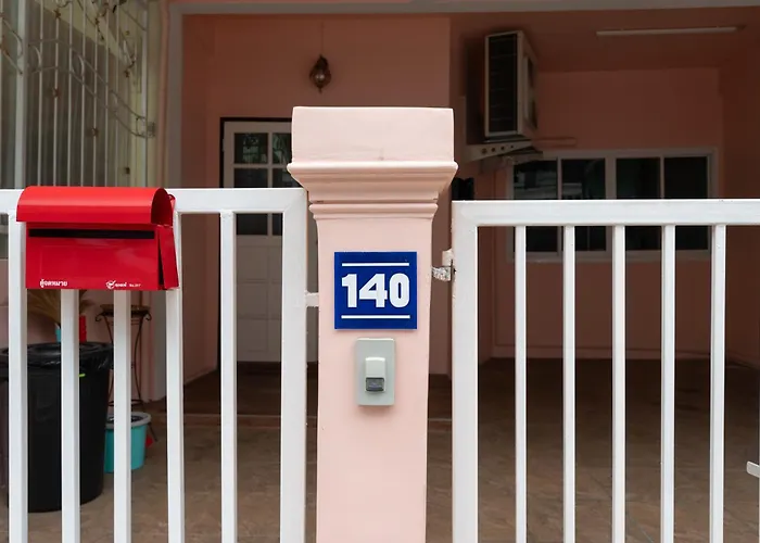 Spacious 4brtownhouse Bts Onnut 10 Sleeps With Parking Apartamento *